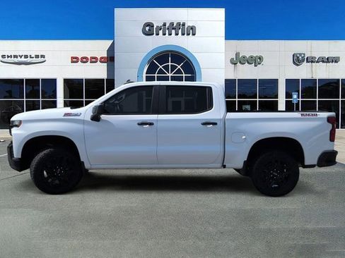 Used 2022 Chevrolet Silverado 1500 LT Trail Boss w/ Bed Protection Package AWD/4WD image 10