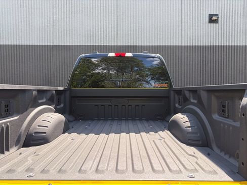 New 2026 Ford F250 Lariat w/ Black Appearance Package AWD/4WD image 23