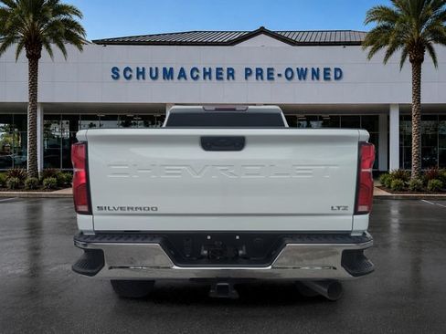 Used 2026 Chevrolet Silverado 2500 LTZ w/ LTZ Convenience Package AWD/4WD image 6
