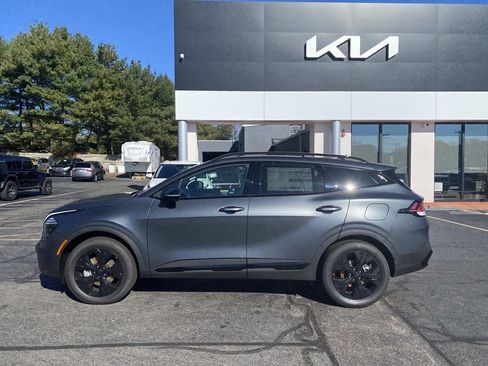 New 2025 Kia Sportage X-Line Prestige image 2