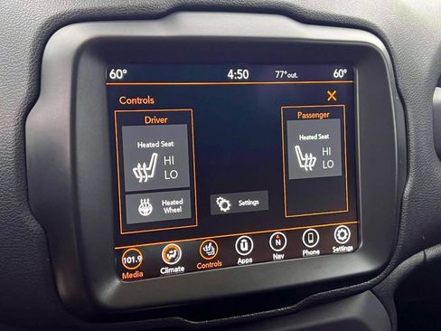 Certified 2021 Jeep Renegade Limited w/ Sun & Sound Group image 32