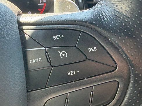 Used 2022 Dodge Durango R/T w/ Blacktop Package AWD/4WD image 17