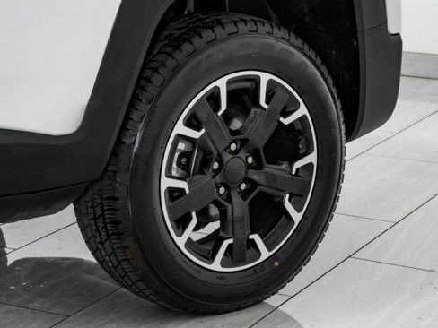 Used 2023 Jeep Renegade Trailhawk image 57