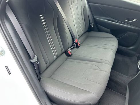 Used 2021 Hyundai Elantra SEL w/ Cargo Package FWD image 27