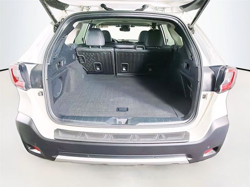 Used 2024 Subaru Outback Touring XT w/ Popular Package #2 AWD/4WD image 14