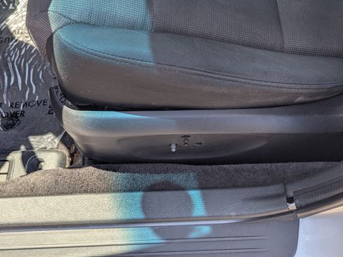 Used 2006 Subaru Legacy 2.5i Limited image 15