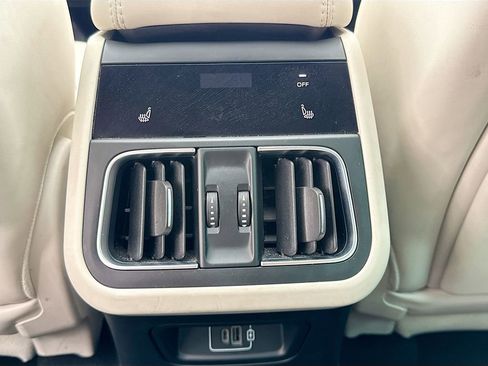 Used 2023 Maserati Grecale Modena image 28