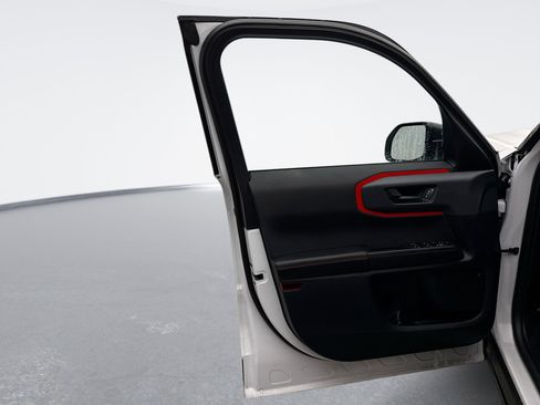 Used 2024 Ford Bronco Sport Free Wheeling w/ Convenience Package image 9