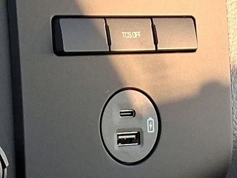 Used 2023 Ford F650 2WD Regular Cab Super Duty image 25