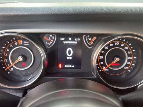 Used 2021 Jeep Wrangler Sport AWD/4WD image 20