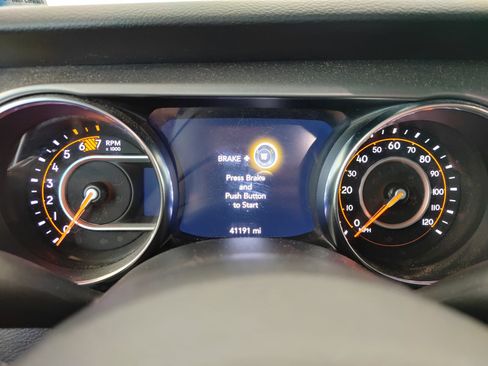 Used 2021 Jeep Wrangler Sport AWD/4WD image 14