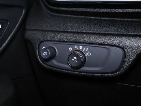 Used 2022 Chevrolet Bolt LT w/ Driver Confidence Package image 24