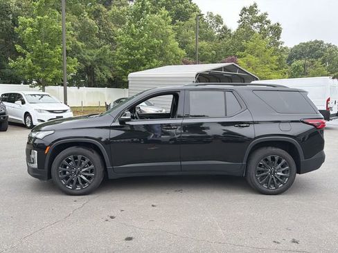 Used 2023 Chevrolet Traverse RS FWD image 10