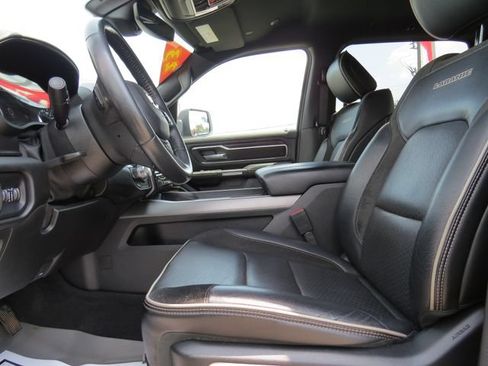 Used 2023 RAM 1500 Laramie AWD/4WD image 16