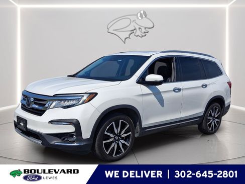 Used 2022 Honda Pilot Touring image 1