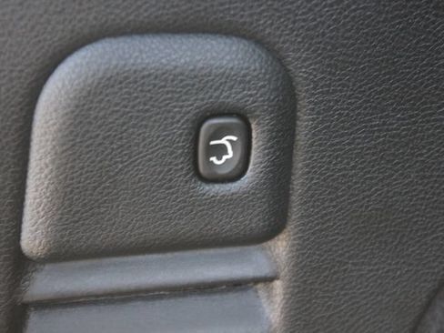 Used 2020 Jeep Grand Cherokee Altitude AWD/4WD image 26