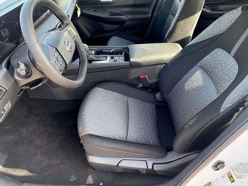 New 2026 Nissan Sentra SV w/ SV Convenience Package FWD image 19