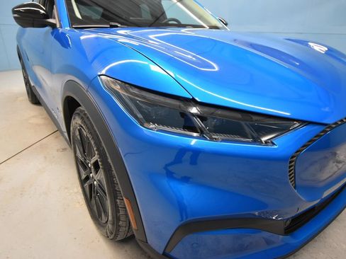 Used 2025 Ford Mustang Mach-E Select AWD/4WD image 39