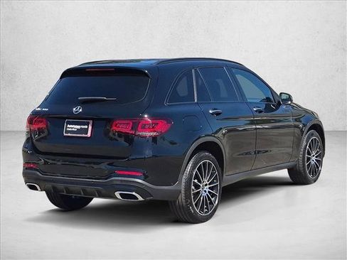 Used 2022 Mercedes-Benz GLC 300 image 5