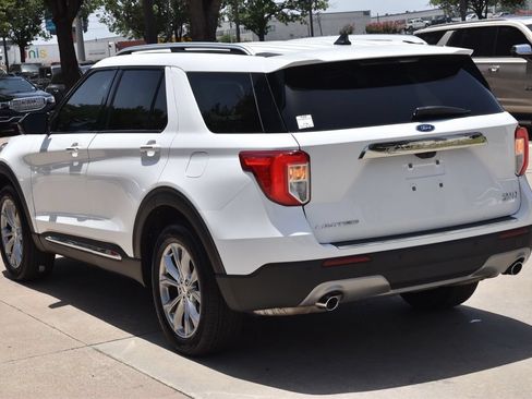 Certified 2023 Ford Explorer Limited AWD/4WD image 10