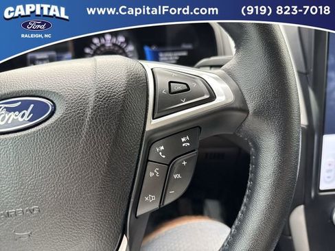 Certified 2022 Ford Edge SEL w/ Convenience Package image 22