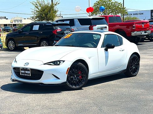 Used 2025 MAZDA MX-5 Miata RF Club RWD image 2