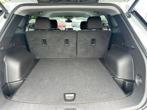 Certified 2025 Chevrolet Blazer LT w/ Convenience Package FWD image 9