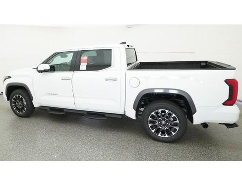 New 2026 Toyota Tundra Limited AWD/4WD image 4