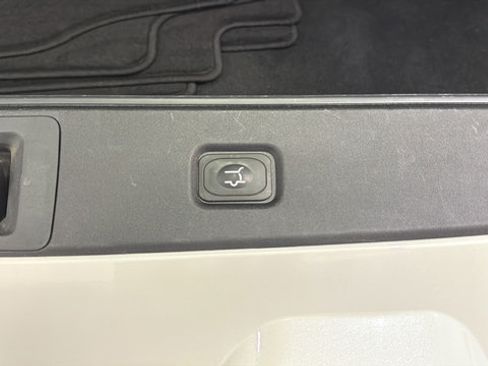Used 2025 Ford Expedition Max Active AWD/4WD image 31
