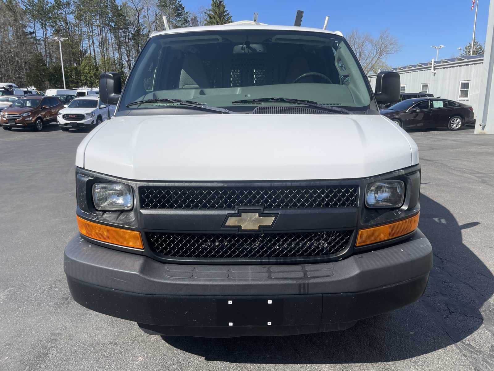 Used 2016 Chevrolet Express 3500 Extended RWD image 8