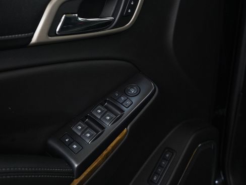 Used 2017 GMC Yukon Denali w/ Open Road Package image 18