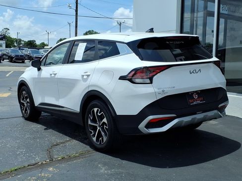 Used 2025 Kia Sportage EX FWD image 6