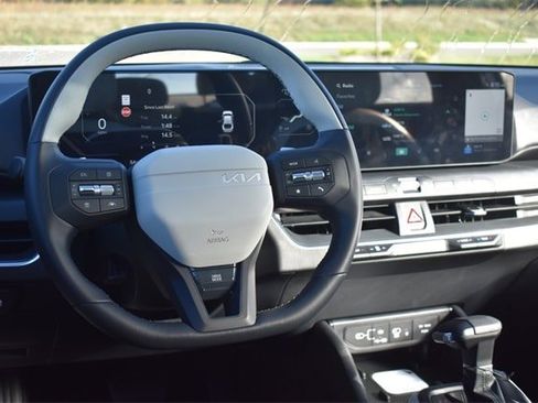 New 2025 Kia K4 GT-Line w/ GT-Line Premium Package image 19