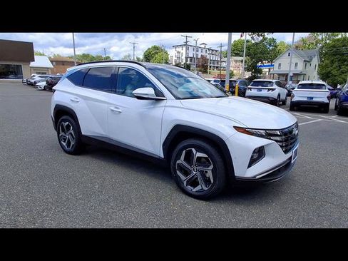 Certified 2024 Hyundai Tucson Limited AWD/4WD image 2