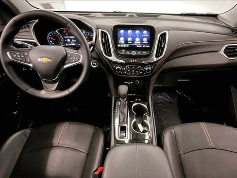 Used 2024 Chevrolet Equinox Premier image 14