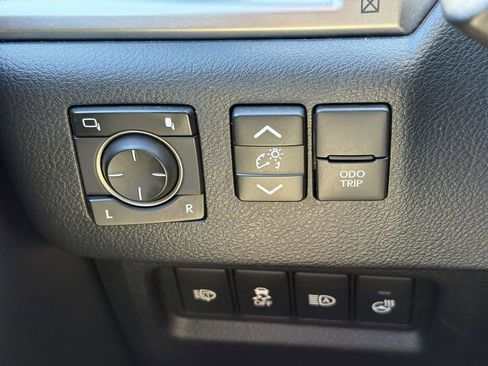 Used 2023 Lexus GX 460 Premium w/ Premium Package AWD/4WD image 24