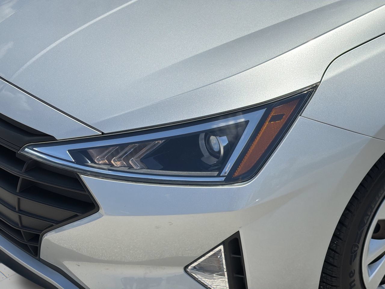 Used 2019 Hyundai Elantra SE FWD image 6