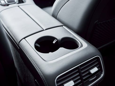 Used 2025 Mercedes-Benz GLS 63 AMG 4MATIC image 54