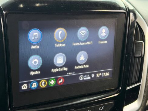 Used 2023 Chevrolet Traverse LT FWD image 30