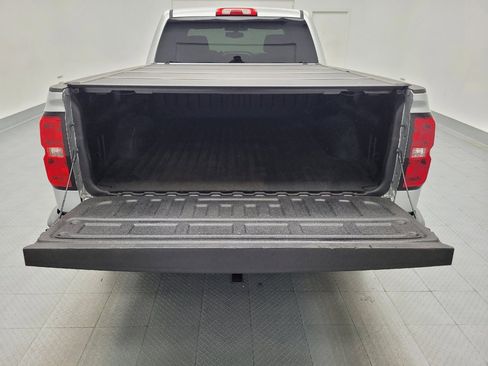 Used 2019 Chevrolet Silverado 1500 LT RWD image 29