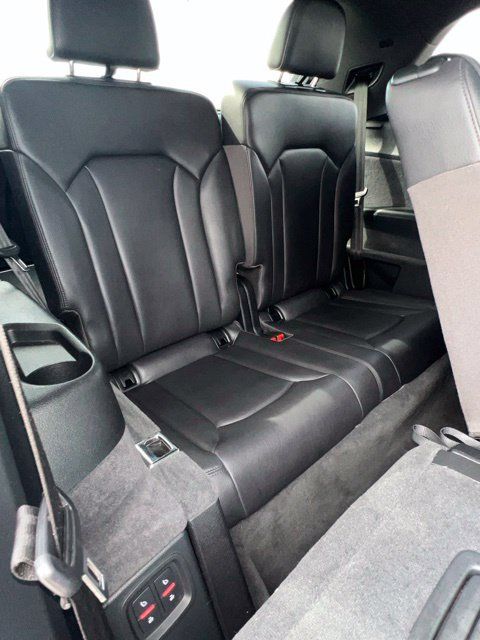 Used 2018 Audi Q7 3.0T Prestige w/ Prestige Package AWD/4WD image 41