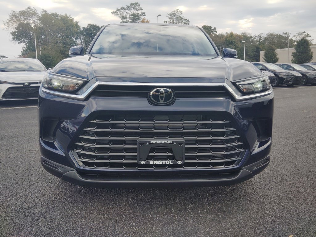 New 2026 Toyota Grand Highlander XLE FWD image 11