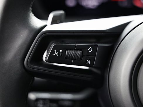 New 2026 Porsche Cayenne image 34