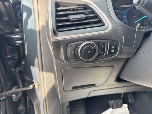 Used 2024 Ford Edge SEL w/ Convenience Package image 21