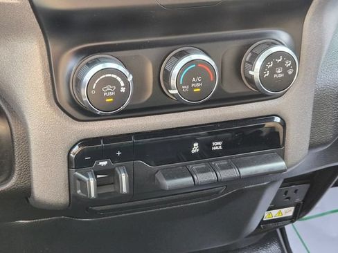 Used 2022 RAM 1500 Tradesman AWD/4WD image 28