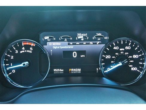 Used 2022 Ford F250 Lariat w/ Tremor Off-Road Package image 15