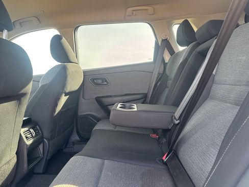 Certified 2022 Nissan Rogue S image 39