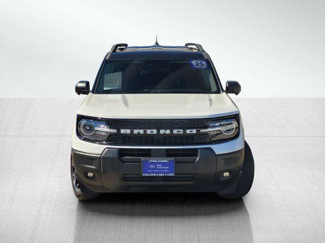 Certified 2025 Ford Bronco Sport Outer Banks w/ Outer Banks Tech Package+ AWD/4WD image 2