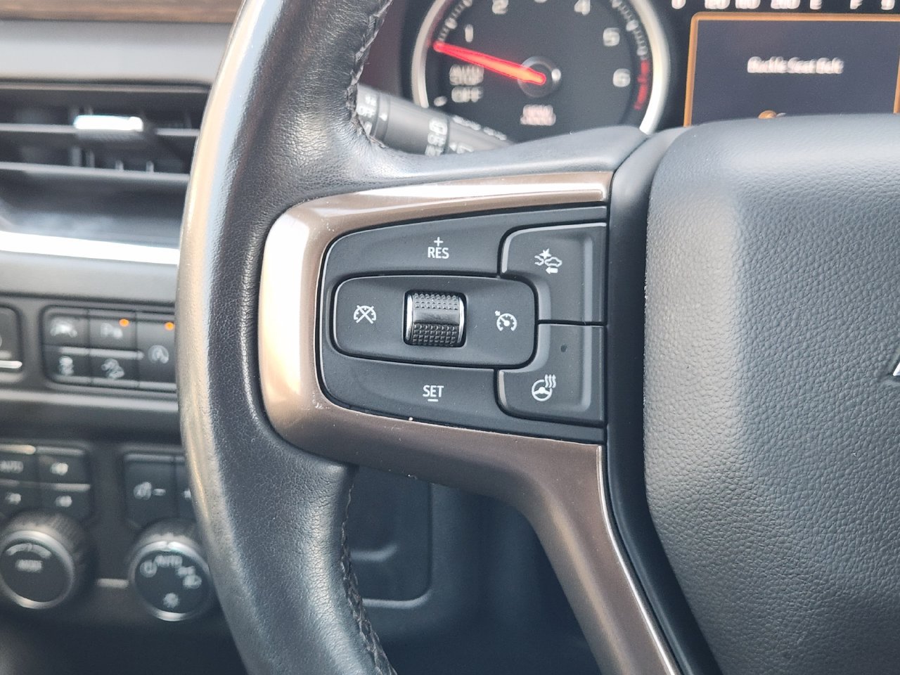 Used 2021 Chevrolet Tahoe High Country AWD/4WD image 26