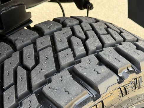 Used 2019 RAM 2500 Limited image 9